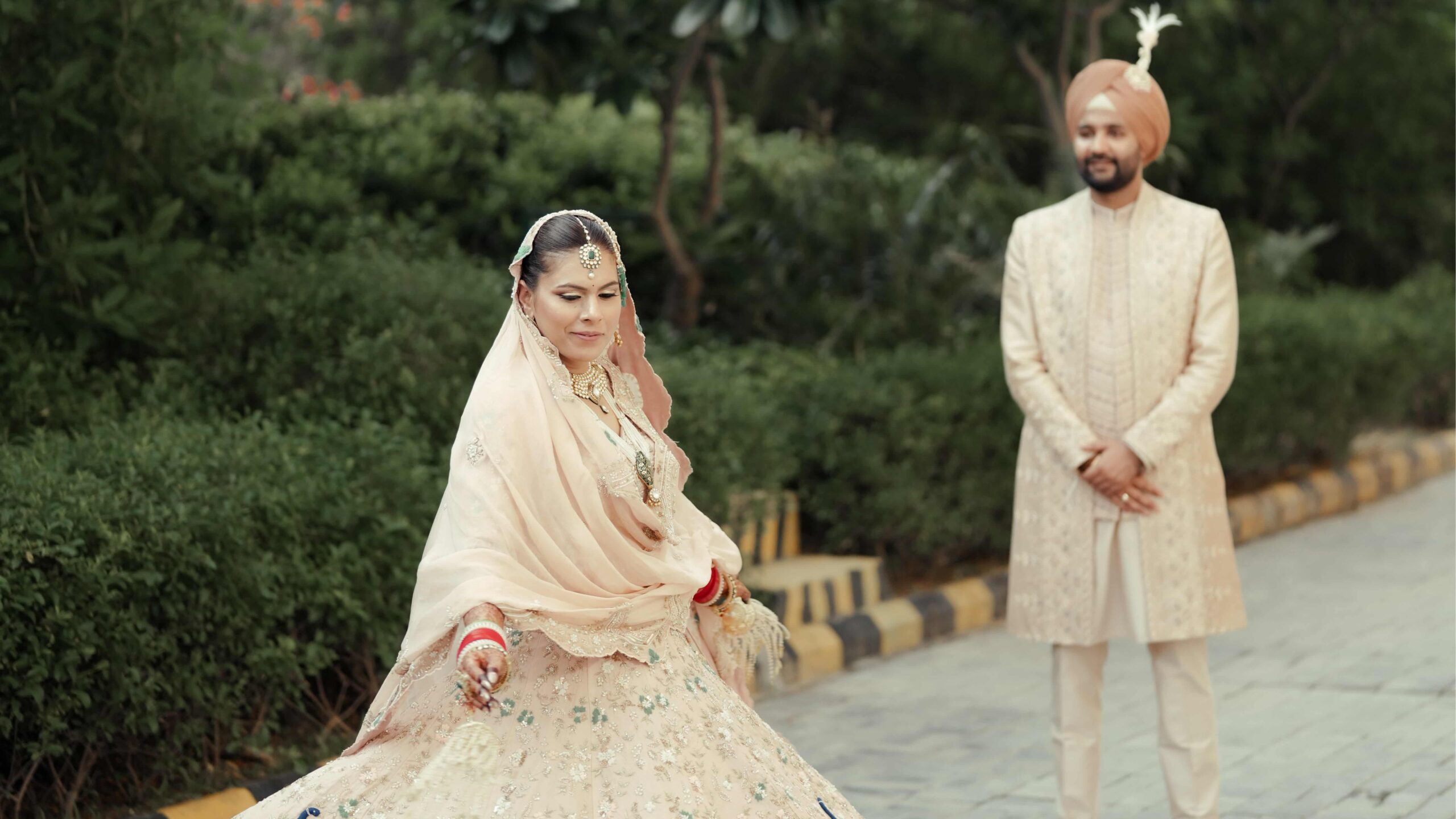 Grand luxury wedding celebration at Taj Vivanta New Delhi — Rupali and Pahuldeep wedding photography by Cupid Love Stories